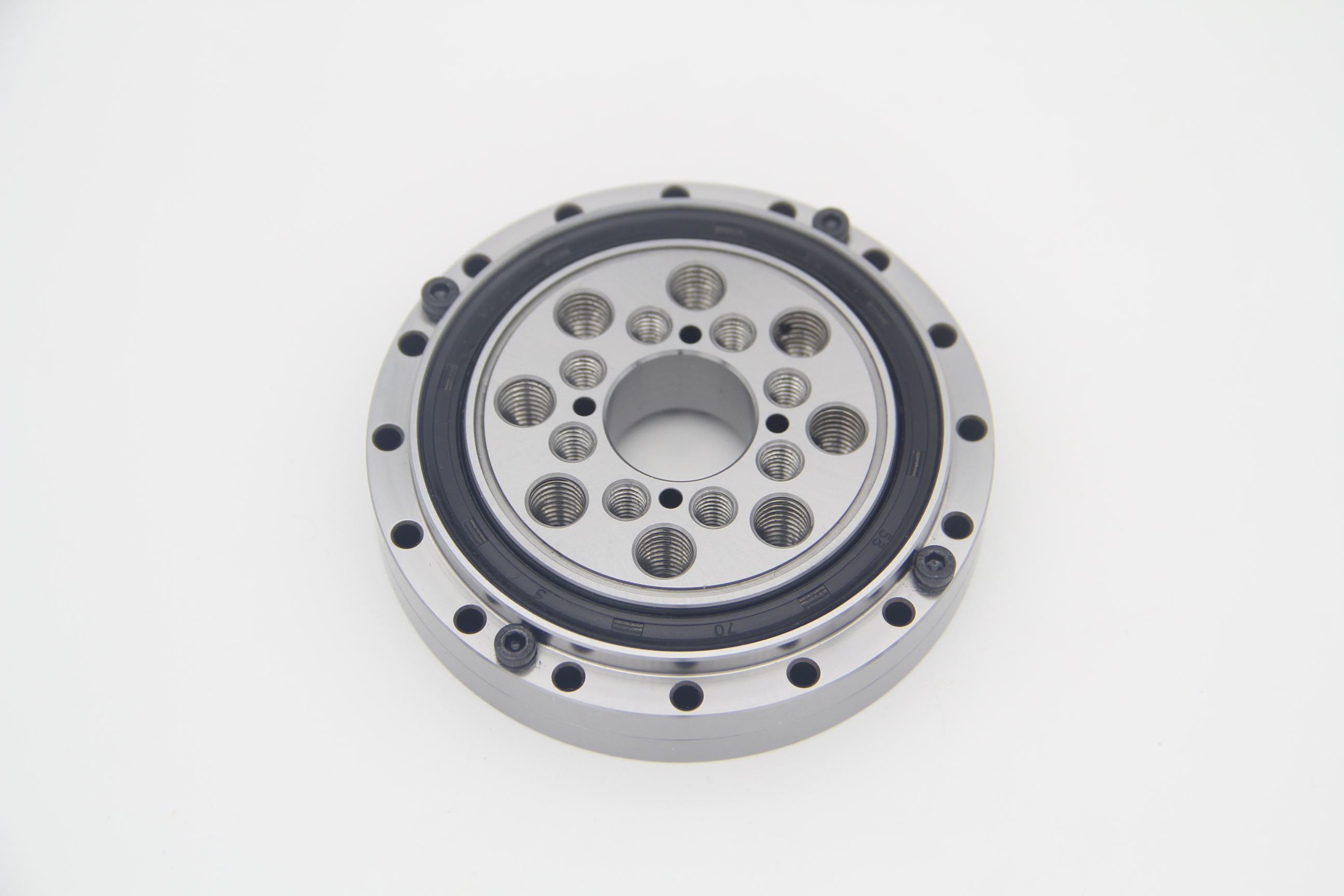 影响谐波减速器轴承油封功能的四个因素